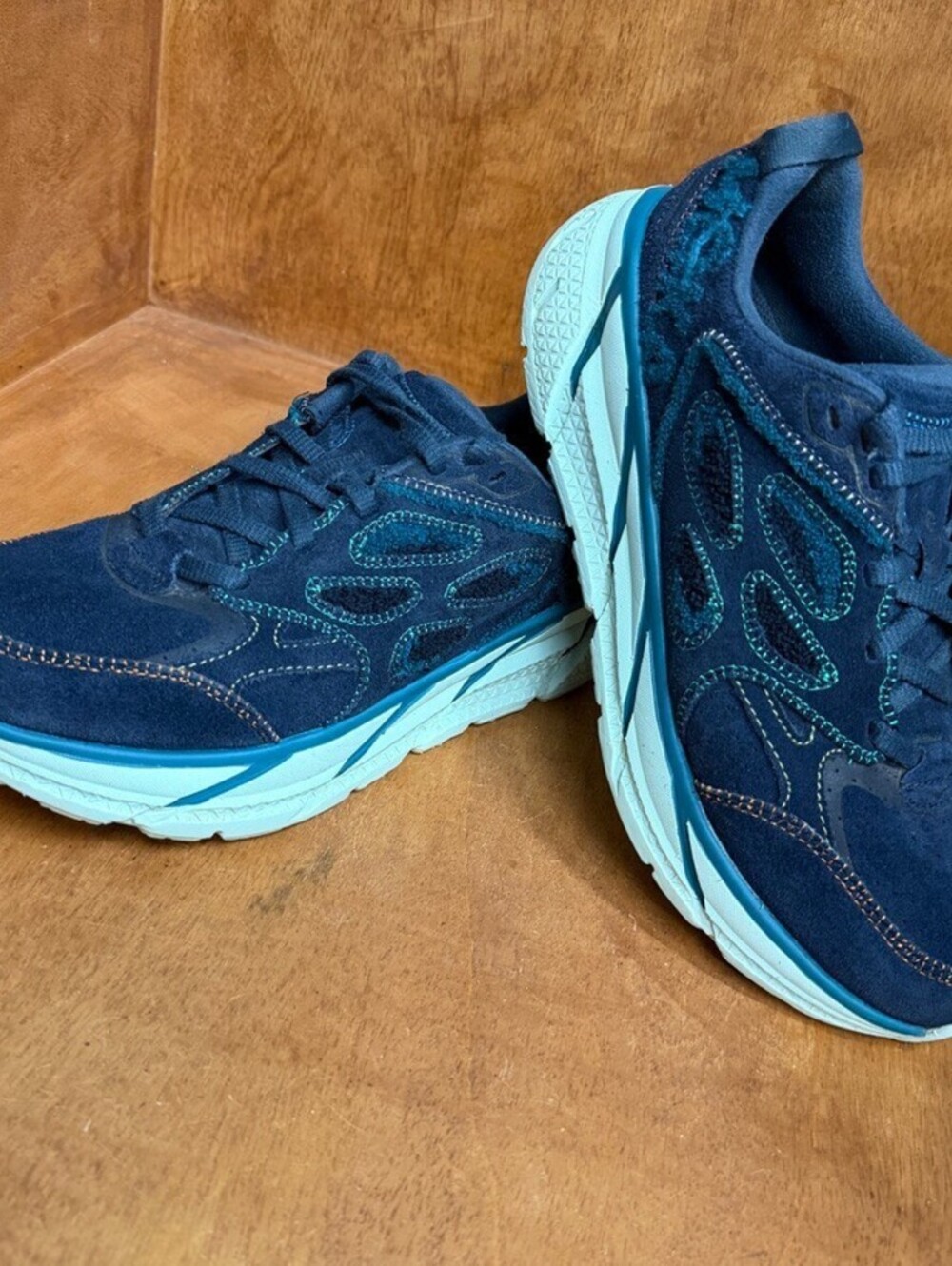 Hoka One One Clifton L Embroidery Outer Space Blue Coral Shoes Women 9.5 Men 8.5